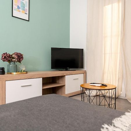 Niso Thessaloniki Hospitality Apartments מראה חיצוני תמונה