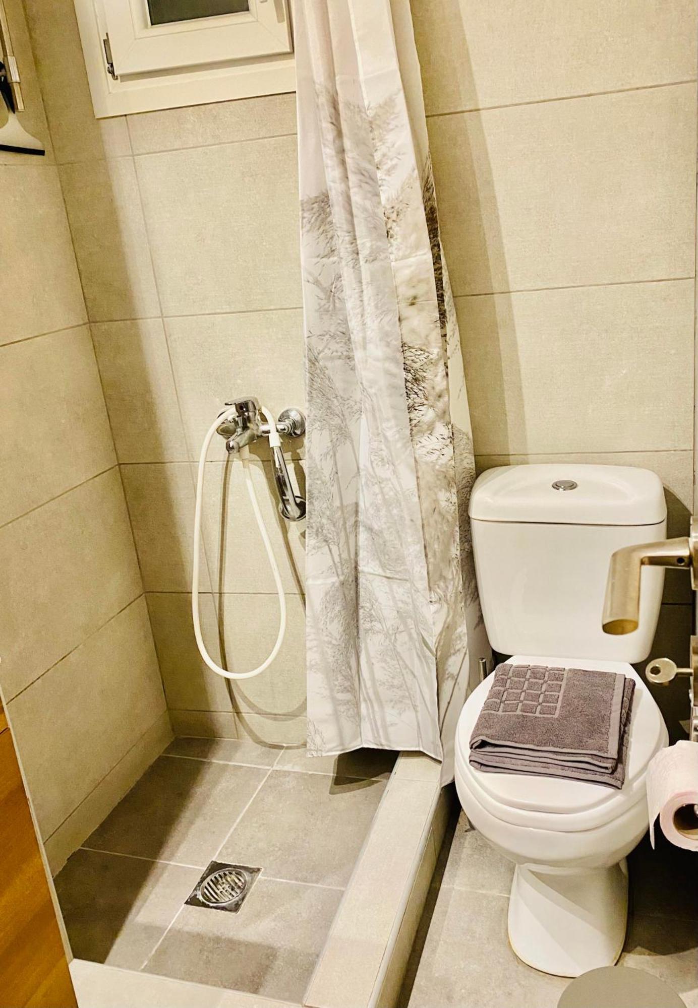 Niso Thessaloniki Hospitality Apartments מראה חיצוני תמונה