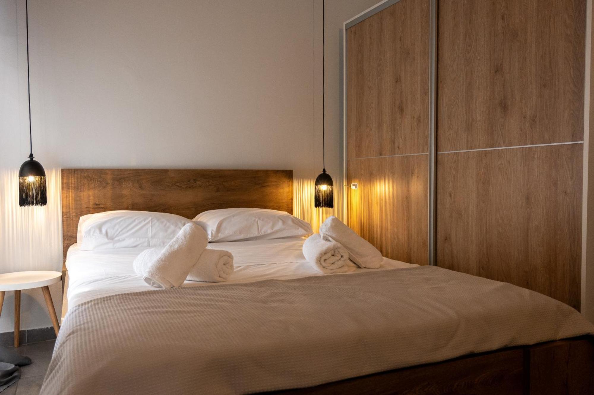 Niso Thessaloniki Hospitality Apartments מראה חיצוני תמונה