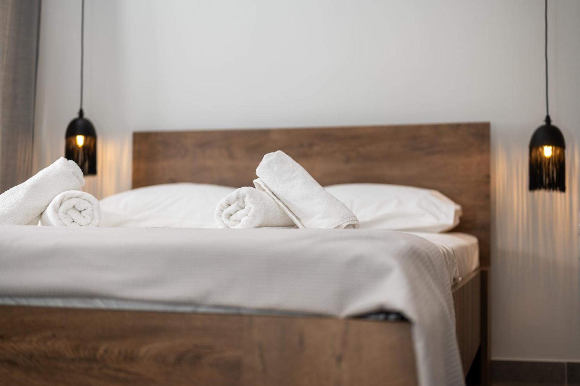 Niso Thessaloniki Hospitality Apartments מראה חיצוני תמונה